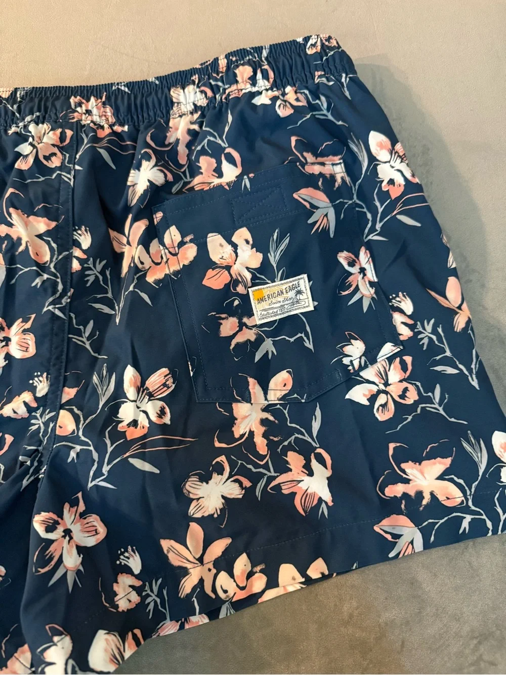 American Eagle Outfitters nwot size